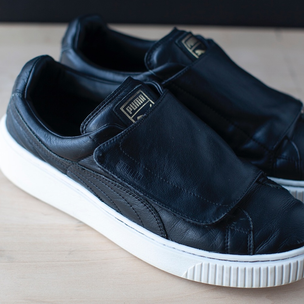 Cool unisex Black leather puma women’s 11 &men 9.5